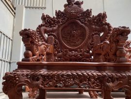 Ghế đơn trong Bộ Rồng Khuỳnh Nghê Đỉnh anh Vinh - Lào Cai