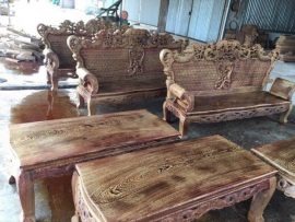 Mẫu bàn ghế giả cổ Hoàng Gia đuôi công bản mộc gỗ mun