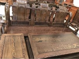 Từng đường vân đẹp được bộc lộ rõ nét, đây chính là điểm độc đáo riêng có 1-0-2 của mỗi bộ bàn ghế