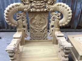 Ghế đơn bản mộc đục hình rồng uốn lượn nguyên khối