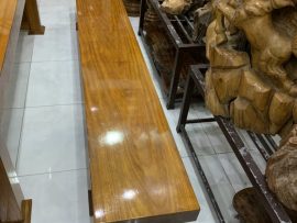 Ghế dài sơn PU bóng loáng 100% gỗ lim đẹp