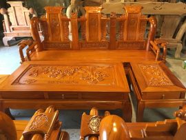 Đoản dài gỗ gõ đỏ cao cấp, mặt nguyên tấm, tay 12cm uốn cong điệu nghệ, vách đục họa tiết đơn giản tôn vân hoa đẹp