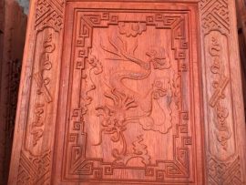 Mặt đôn trổ hình Rồng uốn lượn và khung tranh đẹp. Mua hoàn thiện khách hàng được tặng mặt kính đôn lắp phía trên