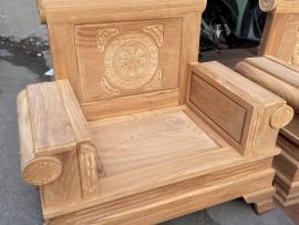 Ghế Tời Pháo bản mộc dày mang lại cảm giác vô cùng chắc chắn, uy nghiêm và bệ vệ