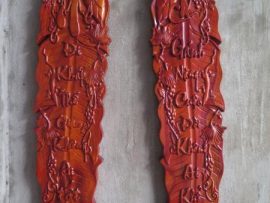 Đôi câu đối gỗ hương ghi nhớ công ơn cha mẹ