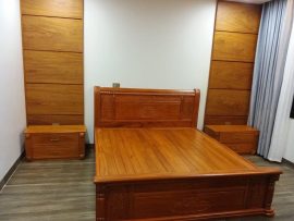 Giường ngủ gỗ Gụ thiết kể đơn giản, gọn gàng, tao nhã.