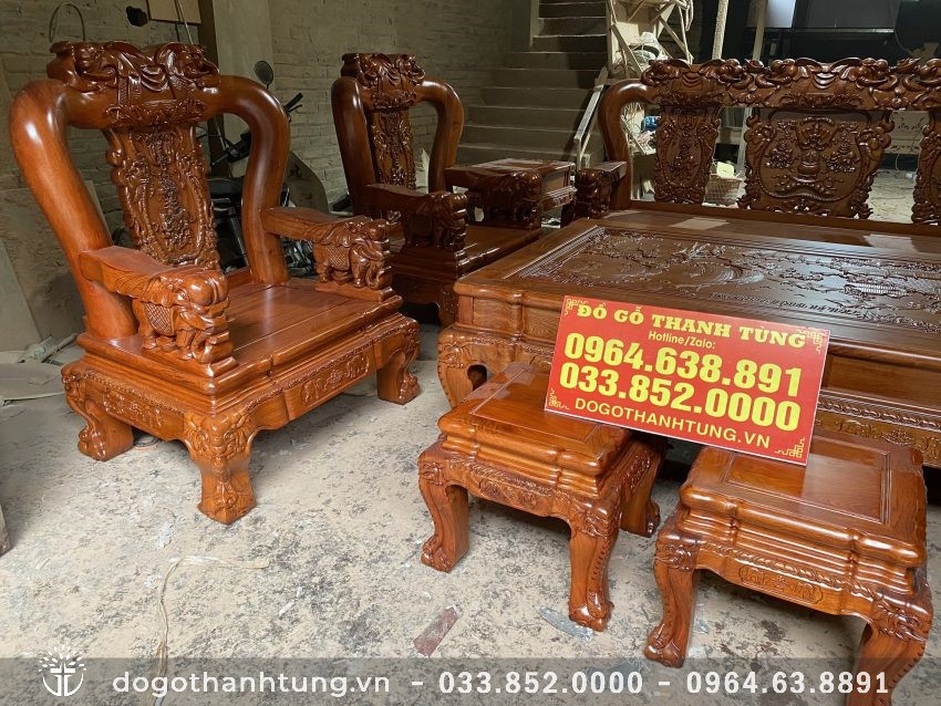 Mẫu bàn ghế rất hợp với gia chủ yêu thích hình tượng bễ nghễ của con Voi.