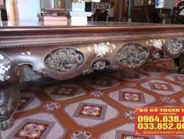 Mẫu sập phòng khách đục ba bông sen, khảm ốc hoa hồng