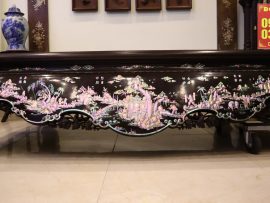 Quây chiếu ngựa khảm tích Thiên Hạ Thái Bình, đục tam diện