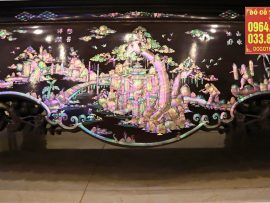 Cận cảnh bức tranh Thiên Hạ Thái Bình được khảm ốc xà cừ nhiều màu sắc, siêu độc đáo