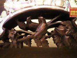 Đôi chim điểu quyện nhau đục khắc đẹp dưới quây sập