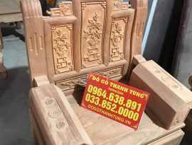 Từng đường nét đục nổi cuốn hút, hoa văn hài hòa tạo ra nét đẹp độc đáo của bộ ghế Âu Á