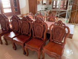 Ghế ăn hoàng gia vách chạm hoa hồng, đỉnh chạm hoa lá tây vô cùng tinh xảo