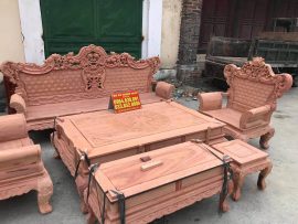 Với kích thước lớn, bộ Louis 6 món hương đá phù hợp với không gian phòng khách rộng hoặc sảnh khách sạn, tòa nhà. Nếu đặt trong không gian nhỏ căn nhà sẽ bị ngợp và làm mất đi vẻ đẹp của bộ sản phẩm này.