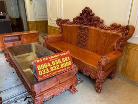 Ván mặt bàn và mặt ghế đặc, tràn nguyên tấm dày 10 phân Chương ghế đục hoa hồng, hoa lá tây kênh bong tinh xảo.