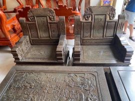 Hàng cao cấp sử dụng 100% gỗ mun hoa nguyên khối, tay đặc đục nguyên con voi chiến không chắp ghép