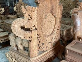 Mặt sau ghê đơn bộ Nghê bảo đỉnh hàng VIP