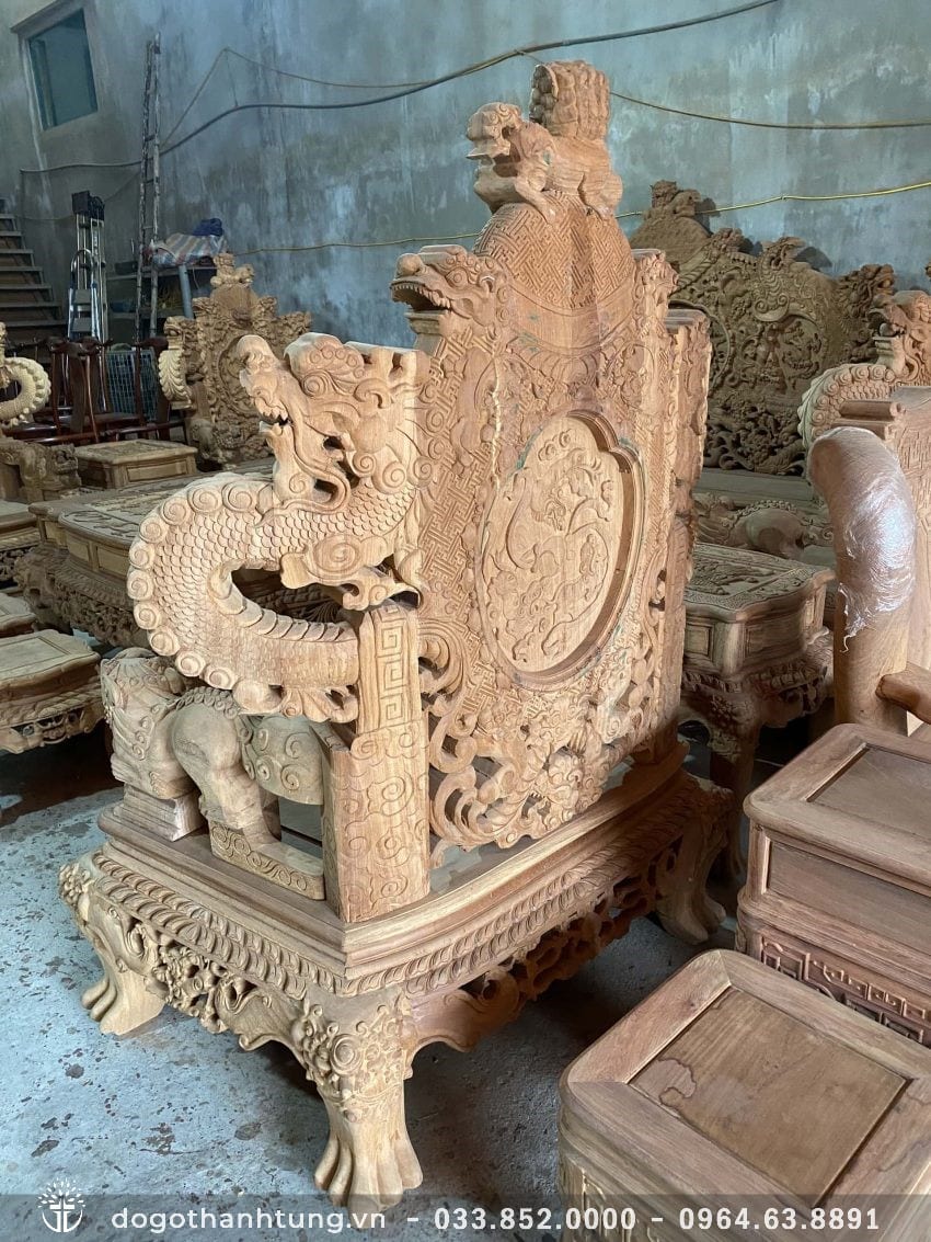 Mặt sau ghê đơn bộ Nghê bảo đỉnh hàng VIP