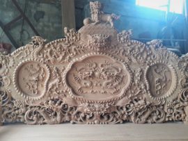 Đoản dài đục thủ công tinh xảo Nghê - Rồng - Phượng múa lượn, vách chính đục Song Long Chầu Nguyệt siêu phẩm