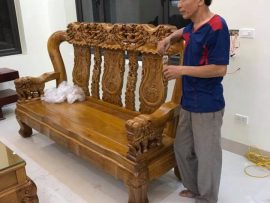 Chú Thành rất ưng và tâm đắc với bộ Minh Quốc Voi khi chúng tôi giao tới