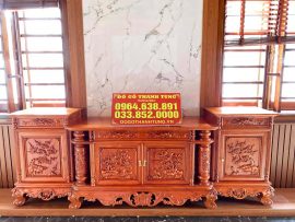 Kệ đỡ tivi dài 2m4 mẫu cột nho, chạm nổi tranh Tùng - Cúc - Trúc - Mai phong thủy 