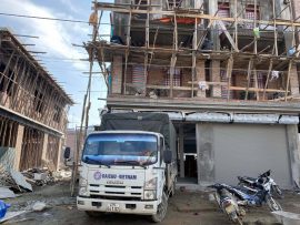 Đồ gỗ Thanh Tùng đã vượt 450km lên Sìn Hồ - Lai Châu để bàn giao tận nhà combo nội thất cho chú. Toàn bộ sản phẩm được vận chuyển cẩn thận, không một vết xước