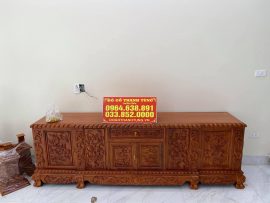 Kệ Tivi gỗ Hương chạm Tứ Linh - biểu tượng của sự cao sang, quyền quý, thu hút tài lộc, bình an cho gia chủ.