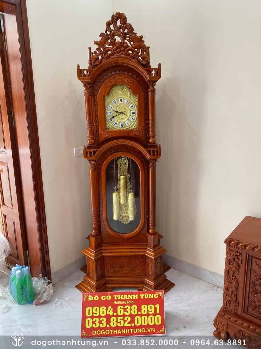 Đồng Hồ Tứ trụ gỗ Hương, đỉnh chạm hoa lá tây phong cách hoàng gia quý tộc.