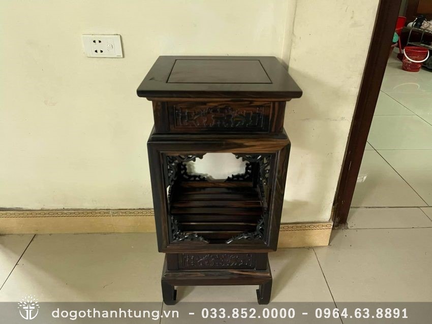 Đôn góc cao 70cm dùng để trưng bày lục bình, lọ hoa, vật phẩm phong thủy,... đều hợp lý
