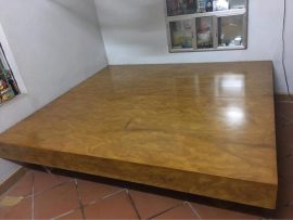 Hàng đóng hộp, mặt trên mặt dưới dày 4 phân, tổng thể dày 20 phân.