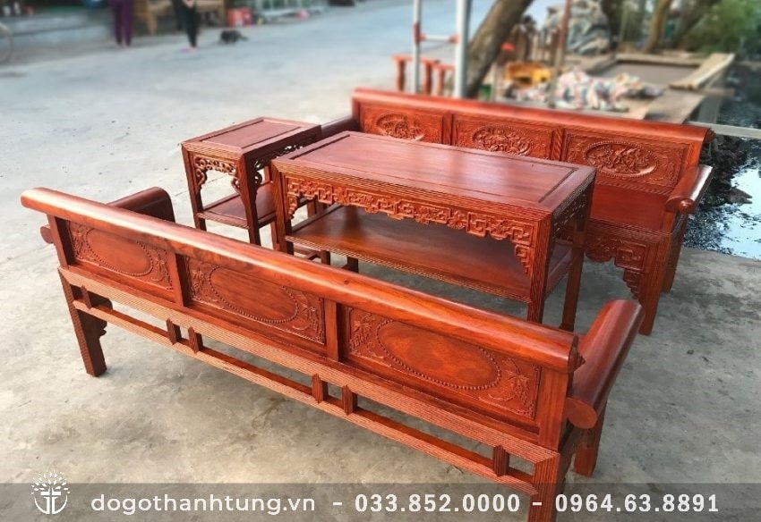 Bàn ghế trường kỷ vai lật chạm Tứ Quý kinh điển gỗ lim