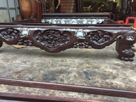 Mặt dạ ngang của quây sập đục Tùng Cúc Mai - những loài hoa mang lại vượng khí cho gia chủ