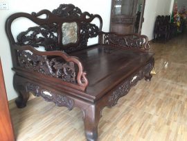 Mẫu sập giường cổ phù hợp làm nơi nghỉ ngơi, tiếp khách - kiểu dáng ngai vàng của vua chúa ngày xưa