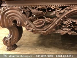 Cận cảnh góc cạnh chân sập. Chân sập thiết kế dáng Lân Quỳ với các đường sọc thẳng khỏe khoắn vững chãi