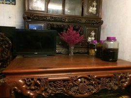 Bộ sập thích hợp làm nơi tiếp khách, nghỉ trưa hoặc trang trí trong phòng thờ đều sang trọng và nổi bật