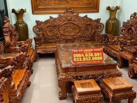 Bộ 12 món bàn ghế Rồng Đỉnh phù hợp với không gian phòng khách rộng. Nhìn phát biết ngay độ chịu chơi của gia chủ