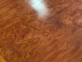 Đường vân xoắn rối độc đáo của bộ sập VIP