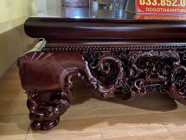 4 chân sập thiết kế đồng nhất dáng Lân quỳ điểm họa tiết con hươu - trong tiếng Hán hươu được gọi khác là 