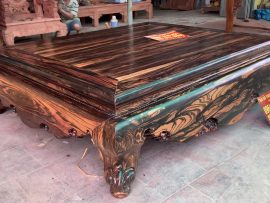 Quây sập trơn chế tác kỹ 3 mặt, mỗi mặt là một vẻ đẹp khác nhau nhờ sự thay đổi của đường vân gỗ