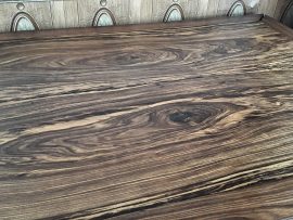 2 góc của sập được cố tình thiết kế hở để thích nghi với khí hậu nước ta