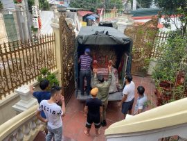 Bộ bàn ghế VIP được chúng tôi bọc kỹ càng, vận chuyển xe chuyên biệt đảm bảo nguyên vẹn khi bàn giao