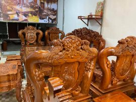 Đỉnh ghế đục Hoa hồng và cặp chim Phượng 2 bên tuyệt đẹp