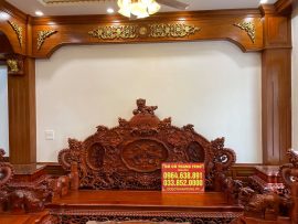 Đoản dài với vách chương đục kênh bong sinh động hình ảnh Rồng - Phượng. Quả thực là đẳng cấp các bác ạ