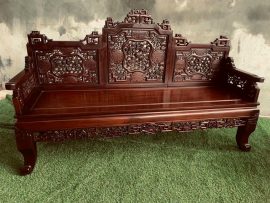 mẫu ghế đoản trường kỉ ngũ lân vờn cầu chạm khắc hoa văn đẹp mắt, tinh xảo