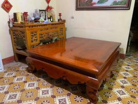 Sập thờ đơn giản nhưng sang trọng nhà anh Hoàn