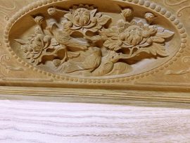 Cúc vạn thọ được nghệ nhân chăm chút từng đường nét