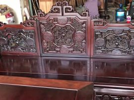 Đoản dài trường kỷ Huế, chương ghế chia thành 3 ô vách, đục tích Ngũ Lân tinh xảo