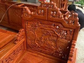 Ghế đơn trong bộ 8 món trường kỷ Huế