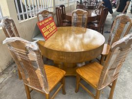 Bàn ăn tròn 1m2 đóng hộp gỗ cẩm vàng chọn vân siêu vip