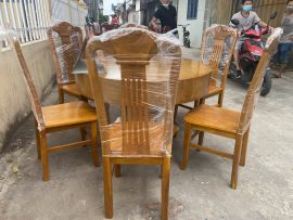 Bàn ăn tròn 1m2 đóng hộp gỗ cẩm vàng chọn vân siêu vip